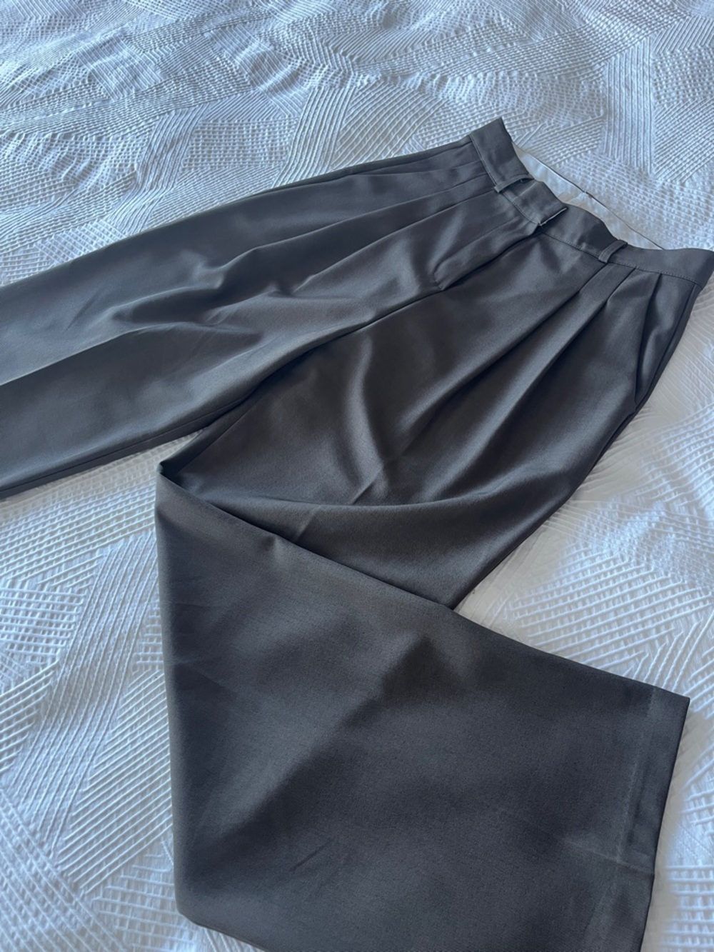 Women’s khaki wide legged Pants